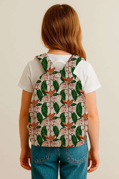 Follaje tropical con calaveras