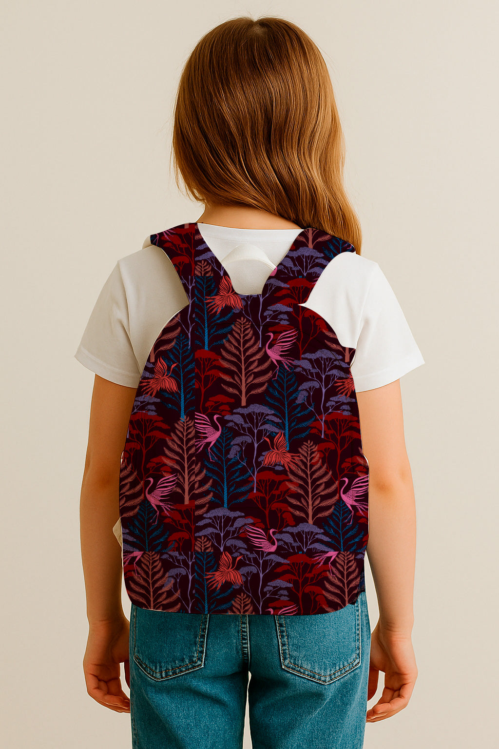 Aves en el bosque al atardecer