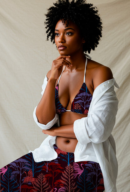 Aves en el bosque al atardecer