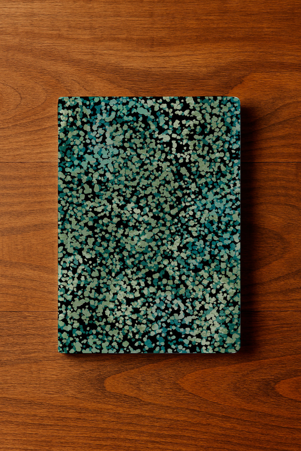 Camuflaje de hojas diminutas en tonos verdes