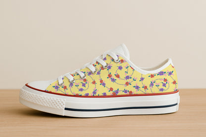 Floral Spiral on Yellow