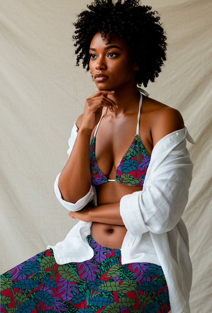 Dense jungle of large leaves