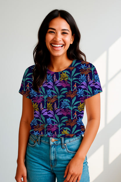 Follaje tropical con personajes que caminan