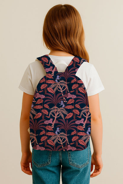 Tigres y monos en la selva de coral